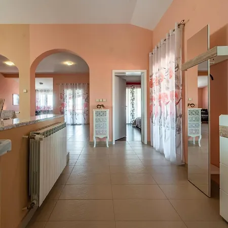 Two-bedroom In * Zara